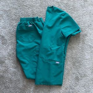 Set of FIGS scrubs, hunter green